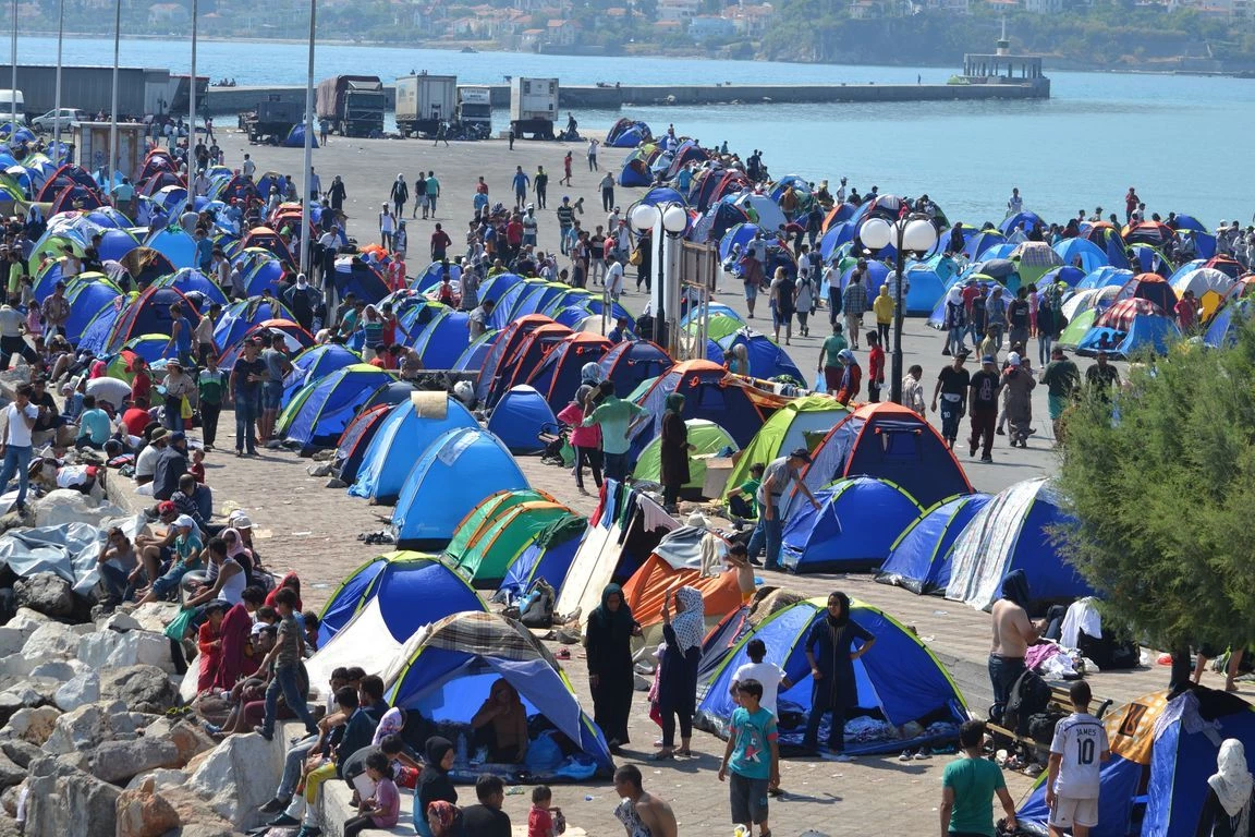 Περιφερειάρχης Βορείου Αιγαίου: 13.500 μετανάστες στα νησιά, για 5.500 άτομα οι δομές